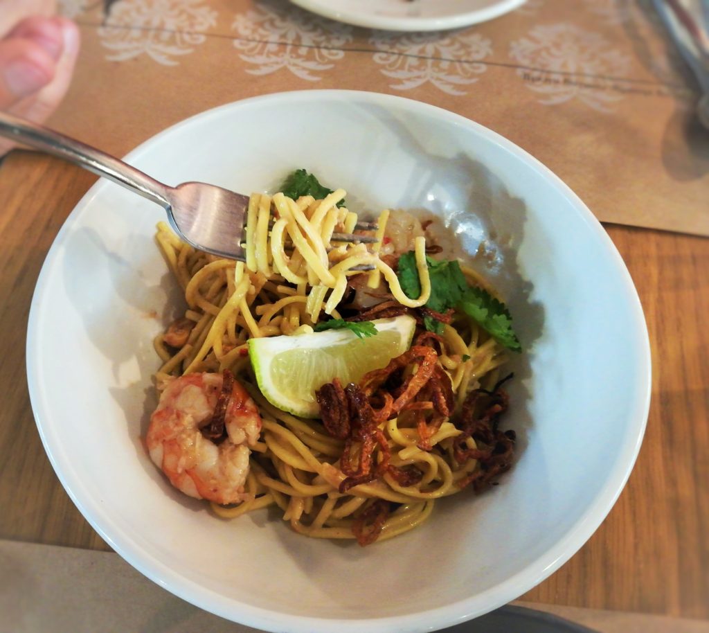 Noodles con gambas