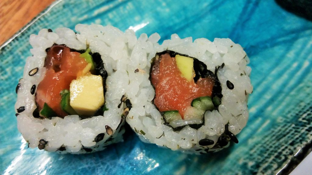 Uramaki de salmón
