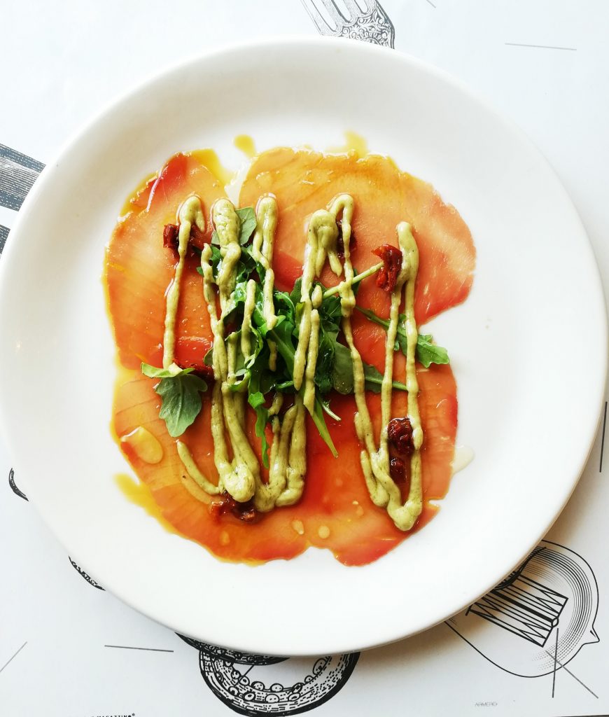 Carpaccio de atún Carpaccio de atún