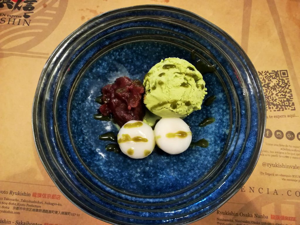 Helado de té matcha